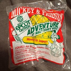 Disney McDonalds Happy Meal Toy Epcot Center Minnie Mouse in Japan Adventures